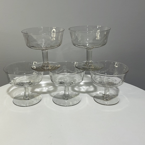 Vintage Mid-century modern etched short-stem champagne sorbet glasses set of 5 - Picture 7 of 13